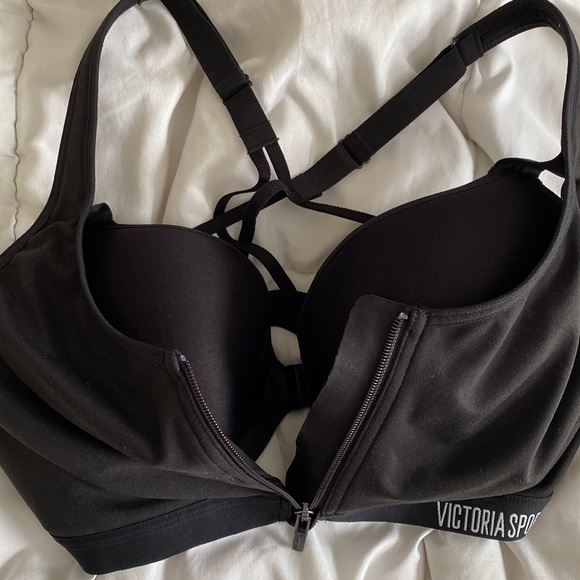 Victoria Sport 34D sports bra - Picture 3 of 6